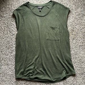 Banana Republic Tee